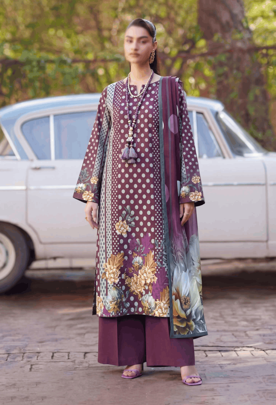 FANTAK Polka Pearl Vol 220 Digital Print Premium Lawn Unstitched 3Pcs Suit