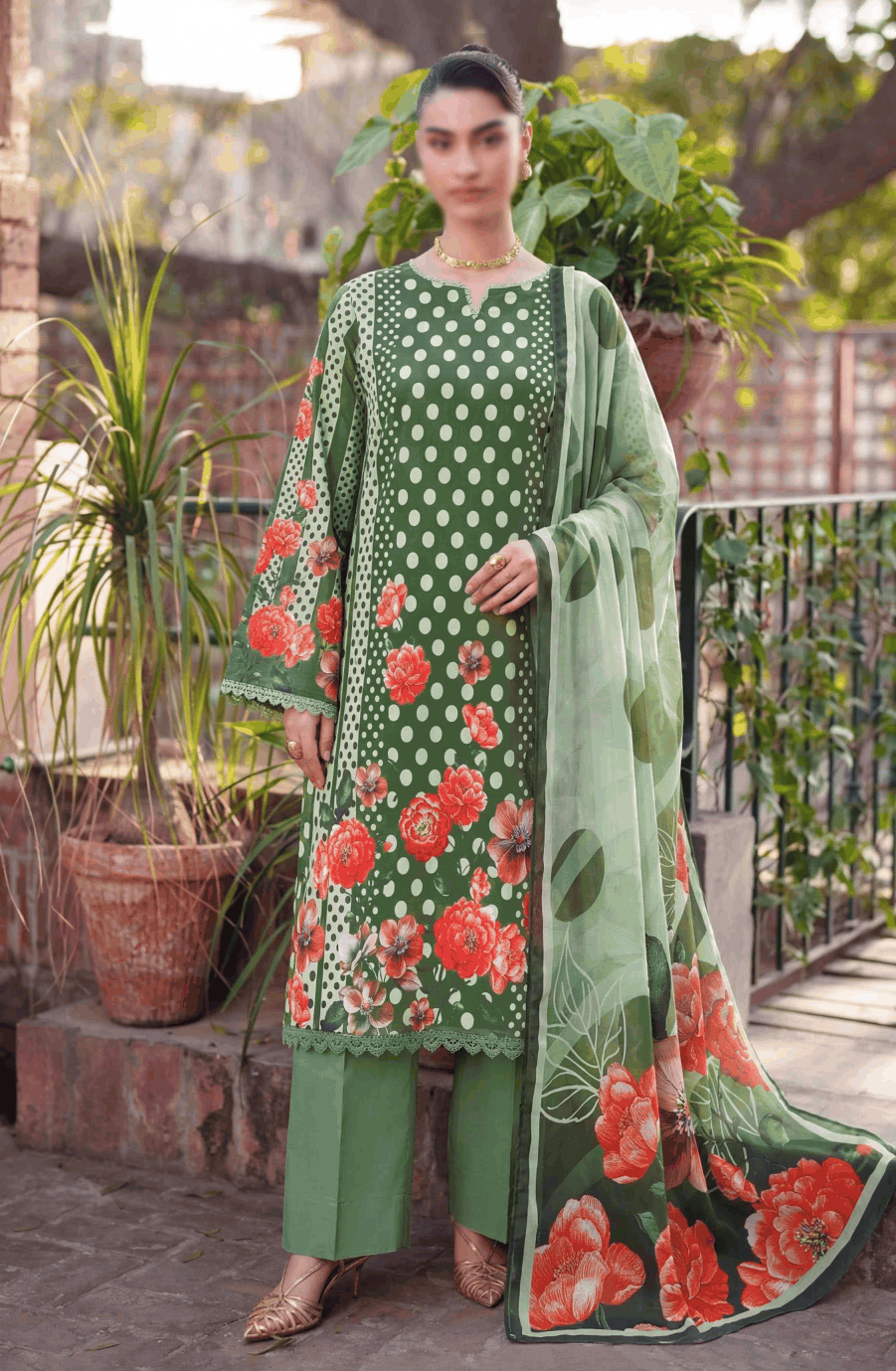 FANTAK Polka Pearl Vol 220 Digital Print Premium Lawn Unstitched 3Pcs Suit