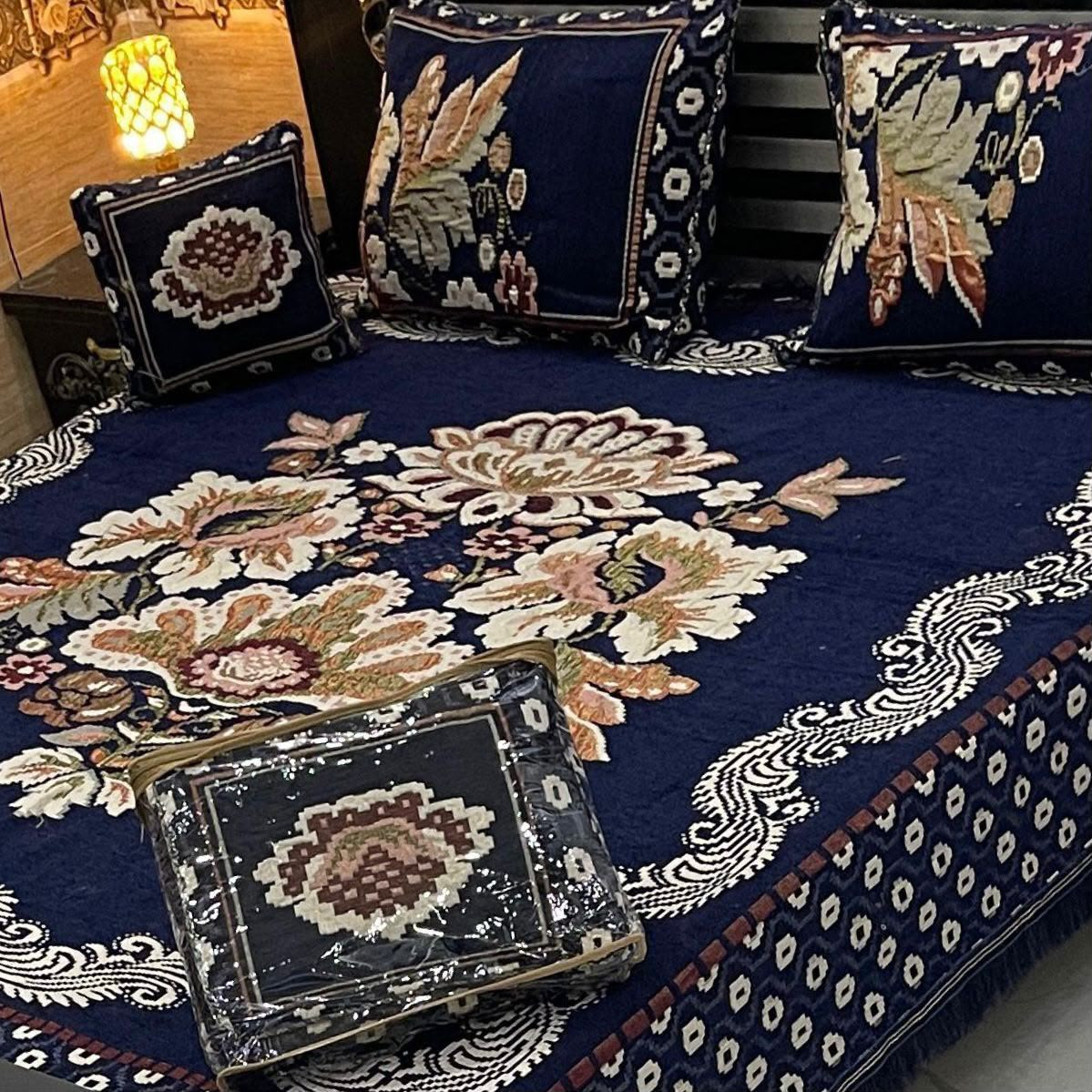 Velvet Jacquard Bedsheet Set (4PC) – King Size