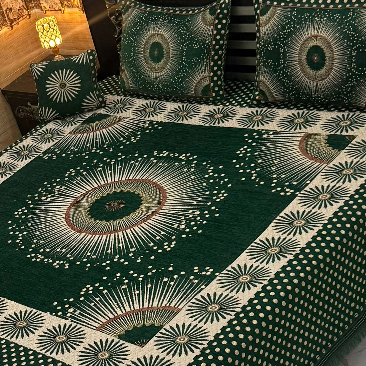Velvet Jacquard Bedsheet Set (4PC) – King Size