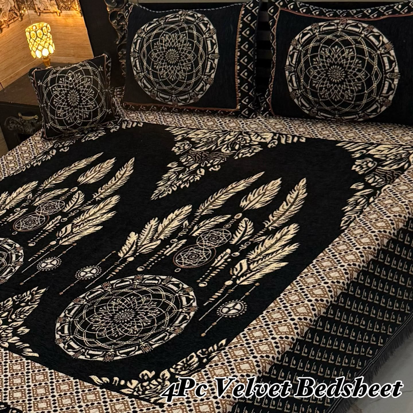 Velvet Jacquard Bedsheet Set (4PC) – King Size