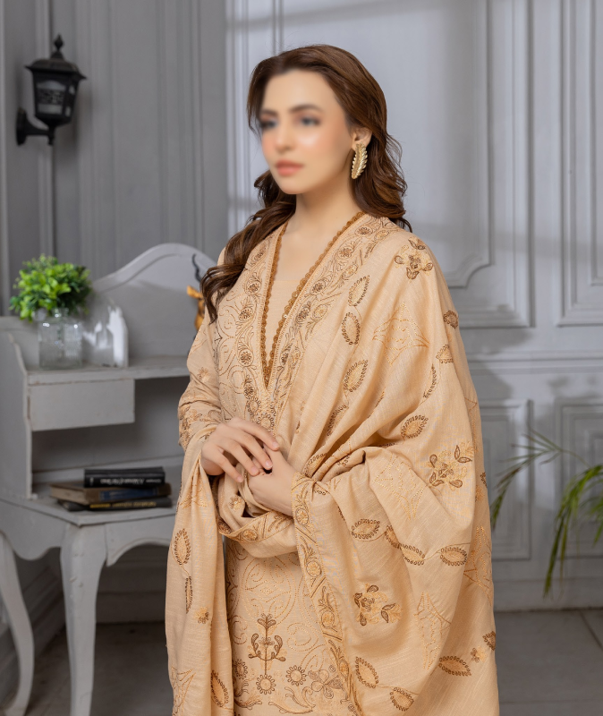 Fantak — AURA Vol.01 | Luxury Slub Lawn Karandi Embroidered Collection