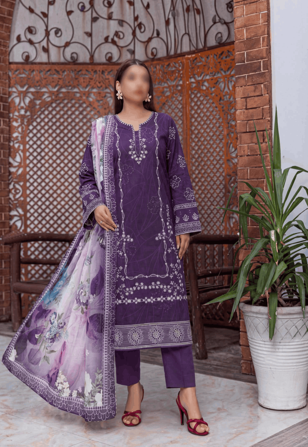 FANTAK RANG RASIA Vol 165 Digital Print Slub Lawn Embroidered 3PC Suit With Fancy Voile Print Dupatta